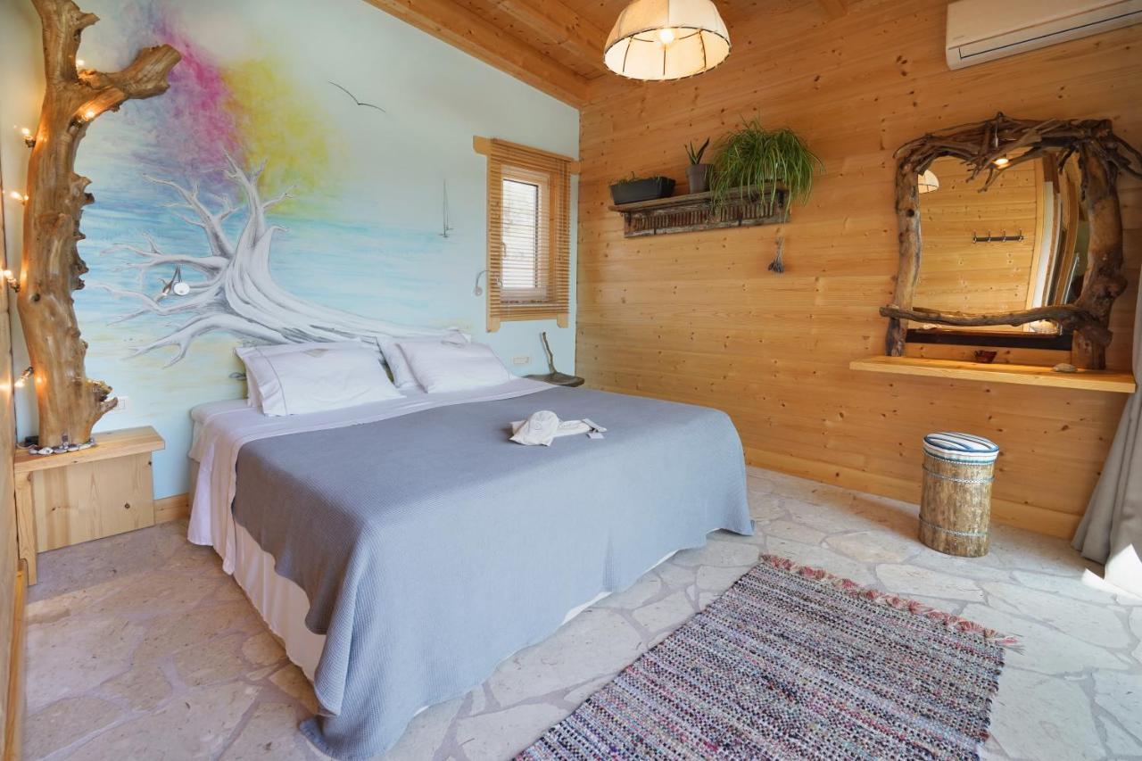 Driftwood Villa Karavádhos